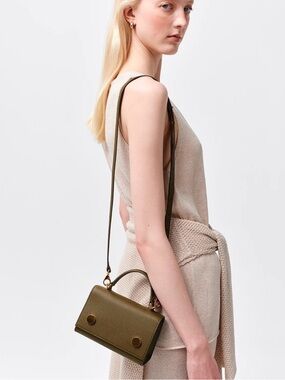 RSVP Munchkin in Grained Khaki!